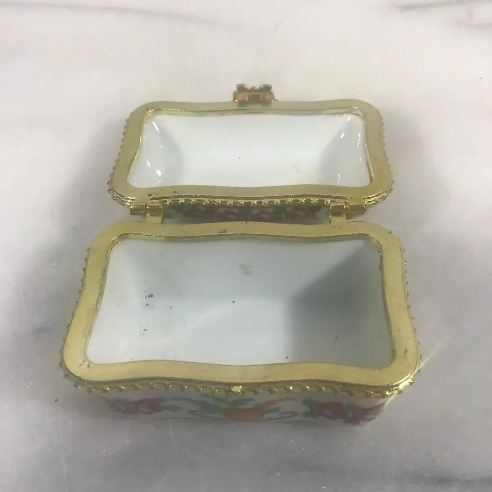 Imperial Porcelain Square Hinged Trinket Box Psalm 23:2,3 Roses Bible Verse